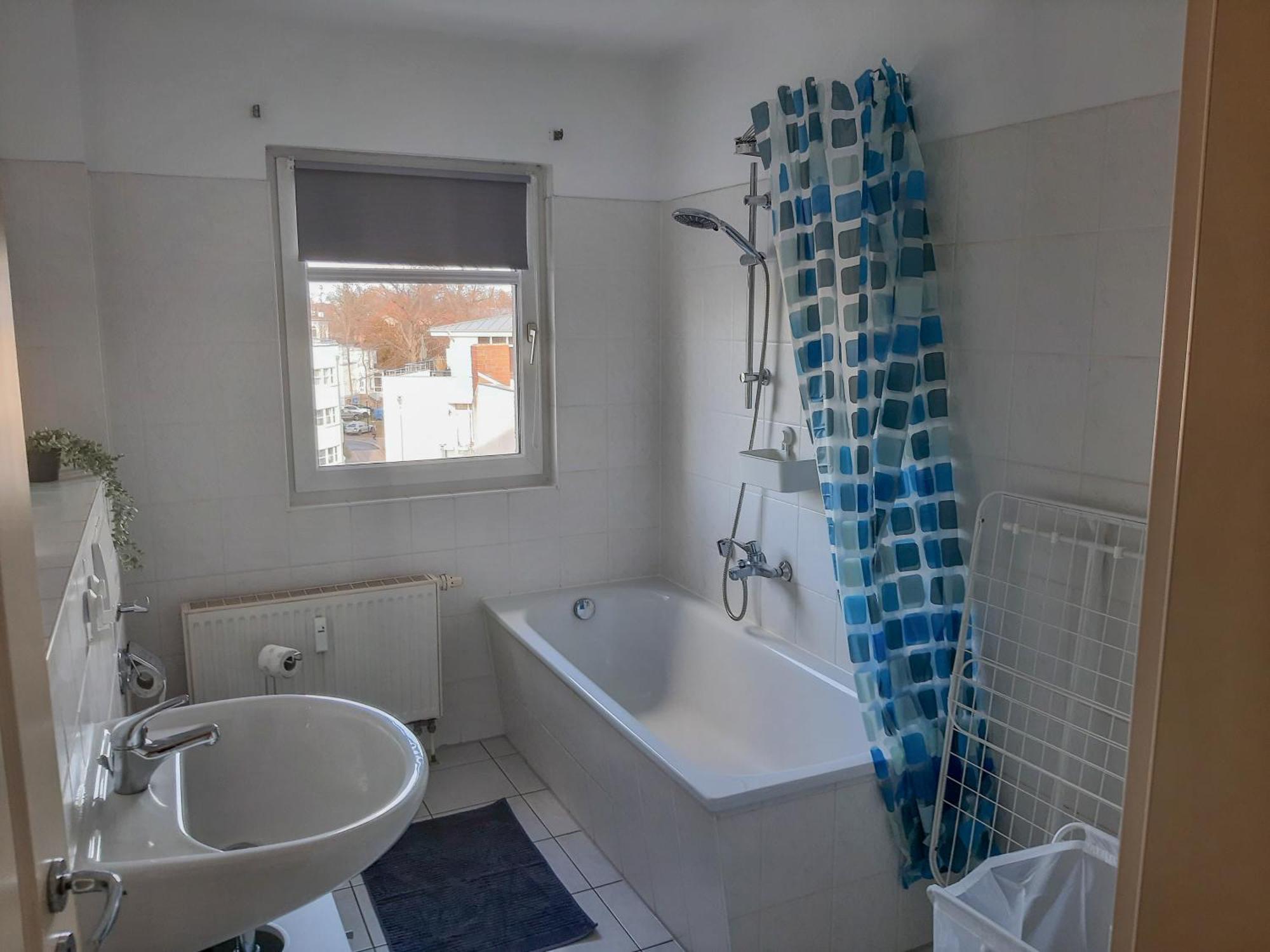 Apartment Fusslaeufig Zur Stadt, Smart-tv, Wlan & Platz Fuer Paare & Gruppen *