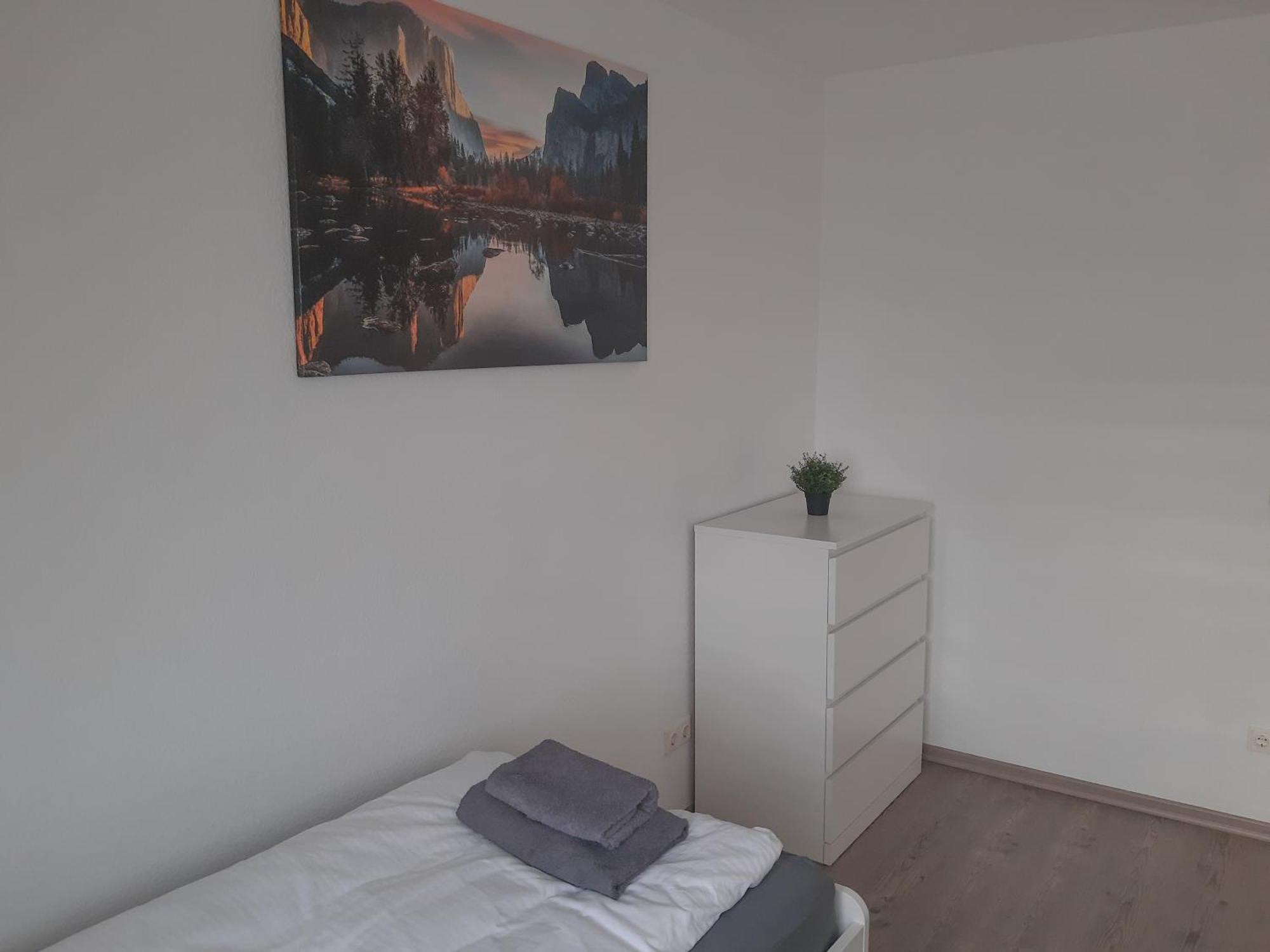 Apartment Fusslaeufig Zur Stadt, Smart-tv, Wlan & Platz Fuer Paare & Gruppen Magdeburg