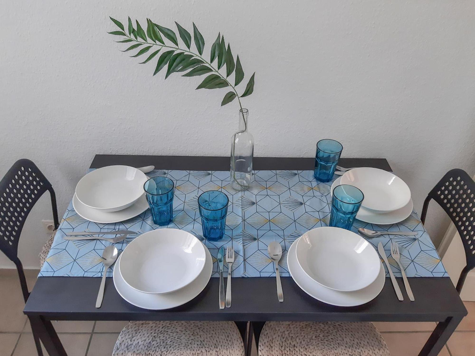 Apartment Fusslaeufig Zur Stadt, Smart-tv, Wlan & Platz Fuer Paare & Gruppen *